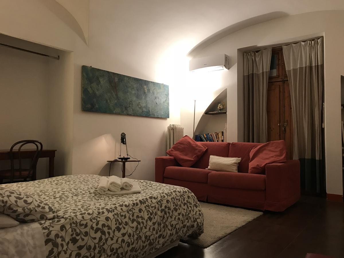Le Finestre Di Luz Pensión 2*