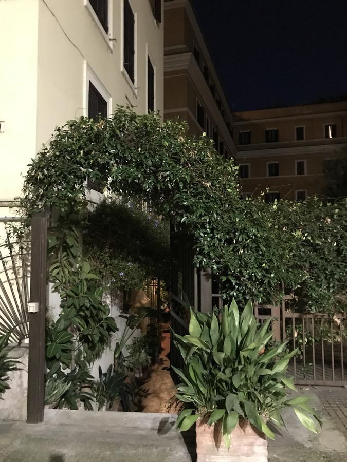Le Finestre Di Luz Pensión 2*